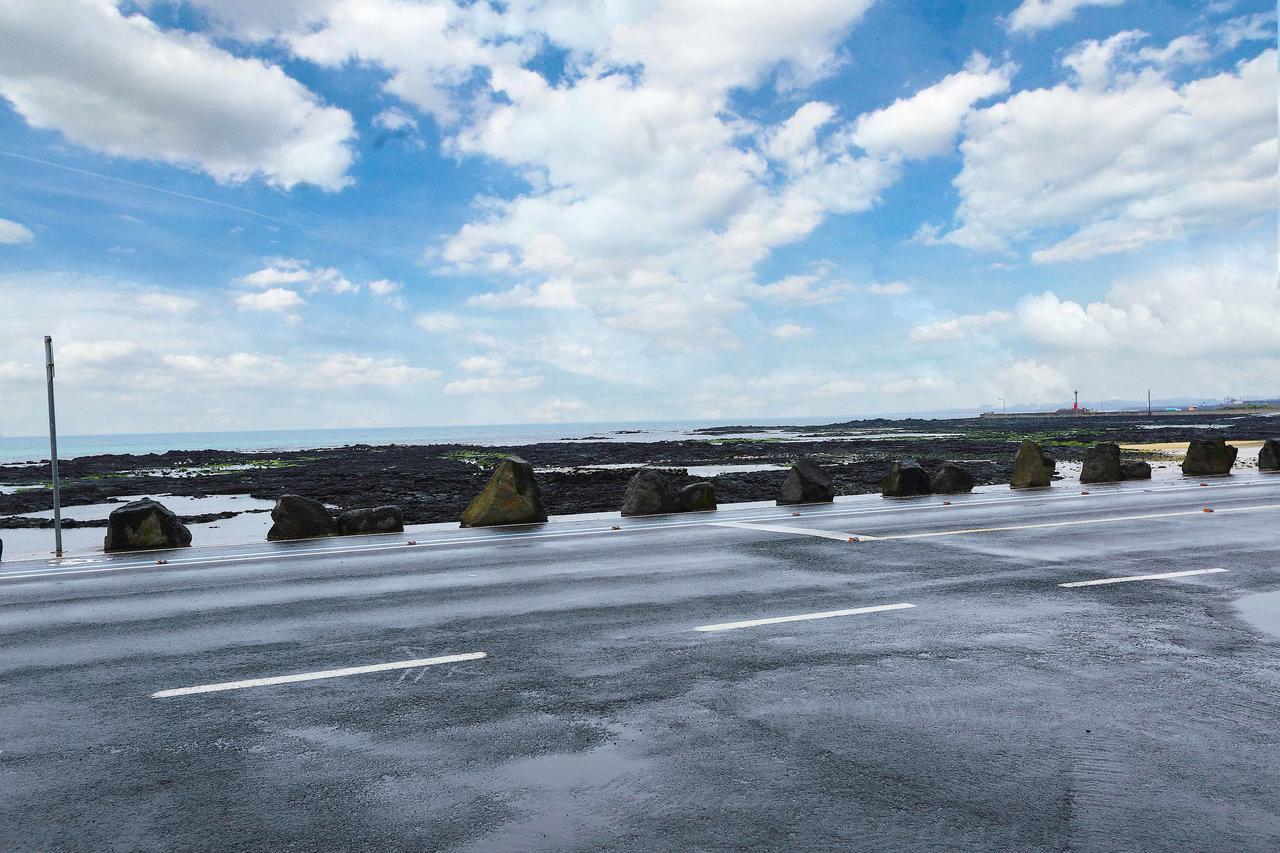 Gyeryonggil Pension Jeju Eksteriør bilde